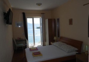 S1 - studio just 50m from the beach with sea view