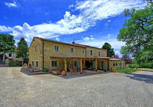 San Donato 1 - Holiday Country Apartment with Pool in Chianti, Tuscany