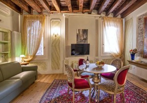 Sant'Angelo - Fenice Apartments in Venice