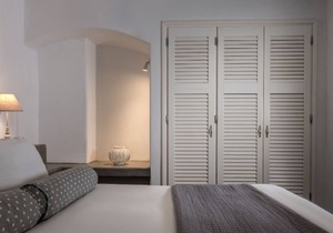 Santorini Suite with Sea View 4