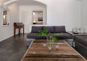 Santorini Suite with Sea View 4