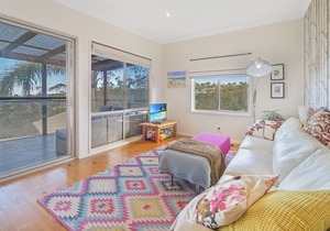 Sapphire Cottage - 3 Bedroom home with fabulous views - 5+ nights