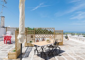 Sea and the City Apartments by Wonderful Italy