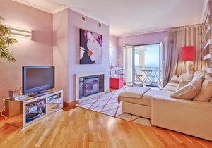 Sea Front Family Apartment