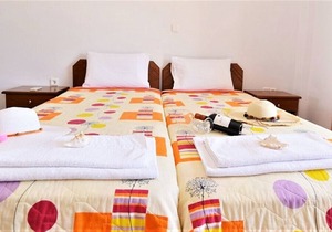 Sea View Maisonette Apartment with A/C, only 300 Meters from the Beach !