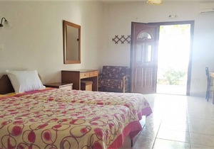 Sea View Studio with A/C, only 300 Meters from the Beach !