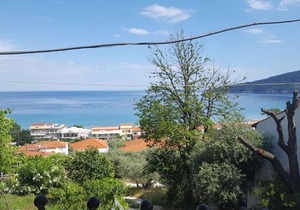 Sea View Studio with A/C, only 300 Meters from the Beach !