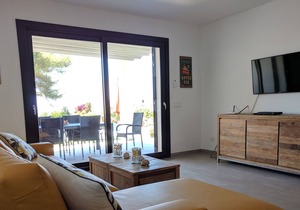 Sea view, WiFi, Sky Box, HiFi with Bluetooth, air conditioning K / W, rental license !!!