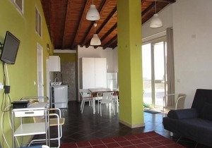 Seafront 2-bedrooms Apartment With Perfect View Over The Sea&etna!