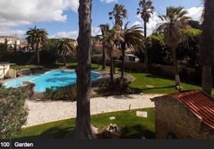 SEAFRONT LUXURY APARTMENT