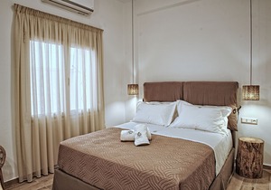 Seashell seafront villa