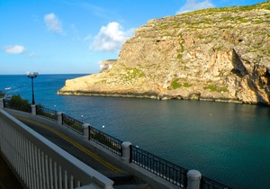 Seaside home with unobstructed sea and sunset views!