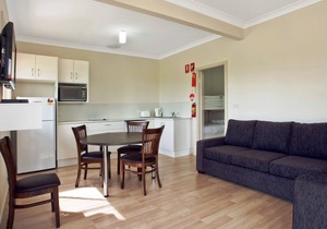 Seaview Beach House 1