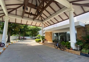 Seaview Beachfront Maephim Beach A12 A13