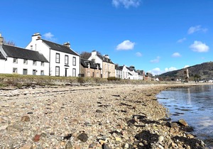 Seaview location in Inverarary, historic cottage within walking distance of town centre, sleeps 4
