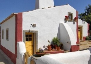 Self catering Aldeia da Mata Pequena, Turismo & Lazer, Lda for 4 people