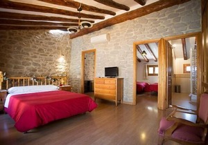 Self catering La Posada de Caseres for 6 people