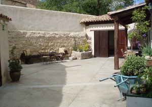 Self catering Lindos Huespedes for 2 people