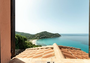 Semi-Detached Villa with Private Pool and Spectacular Views, close to the beach