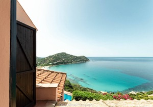 Semi-Detached Villa with Private Pool and Spectacular Views, close to the beach