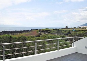 Semi detached houses Pra nha de Baixo Pico Azores