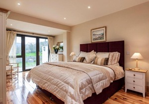 Semi-detached house, Kenmare