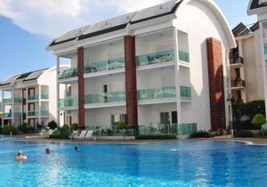 Side Gardenia Residence
