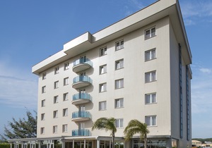 Simon Hotel