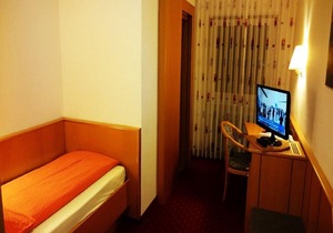 Single Room - Hotel-Restaurant-Café Goldbächel