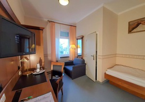 Single room bath or shower /WC - Krupp, Hotel