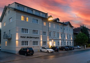 Single room, excl. Breakfast, cancellation free of charge - Hotel Jedermann