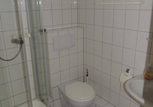 Single room, shower or bath, toilet, balcony - Hotel Café Herrmanns Mühle
