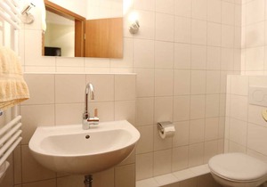 Single Standard 4 - Corners. Inn - Westerwald