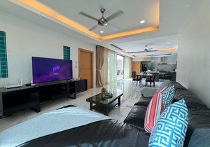 SKYPOOL,new brand villa with big private