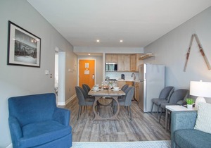 Slope Side! 2 Bed 2 Bath Expedition Station 201