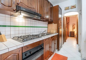Small cottage with terrace near Anzio.