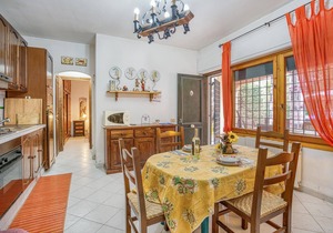 Small cottage with terrace near Anzio.