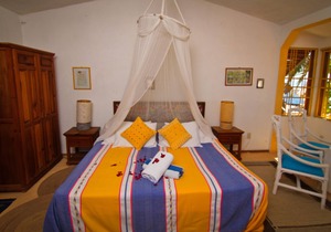 Small luxury hotel, Hideaway near Acapulco on the beach