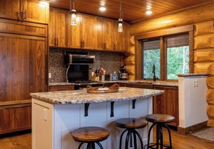 Snow Creek Cabin | Right on the Slopes | Hot Tub