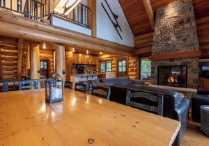 Snow Creek Cabin | Right on the Slopes | Hot Tub