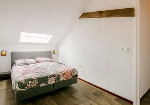Snug Holiday Home in Den Oever near Seabeach