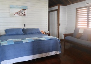 Southshore Waterfront Home, just a short walk to West Bay Beach