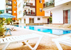 Spacious 2 bedroom apartment with big kitchen and mountain view