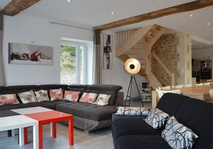 "Spacious 7-Hectare Country Home with Lake View, Terrace, and Modern Amenities"