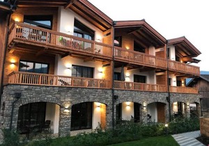 Spacious apartment in Piesendorf with sauna
