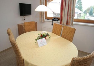 Spacious Apartment in Uderns near Ski Area