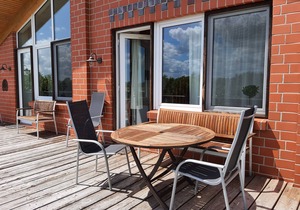 Spacious apartment with a piano in the heart of East Friesland