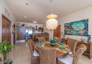 Spacious beachfront condo with AC, WiFi, swimming pool!