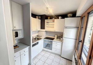 Spacious central duplex with views, 50m from beach, elevator, and WIFI