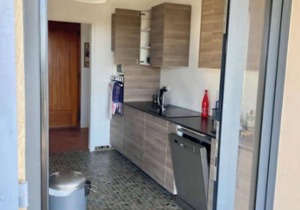 Spacious panoramic house with calm sea view in Le Pradet, 4 minutes walk from the beach